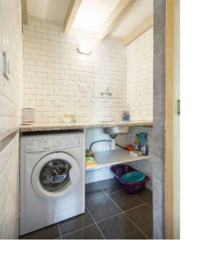 Ferienwohnung Duplex Sous Les Toits Palau-del-Vidre Exterior foto